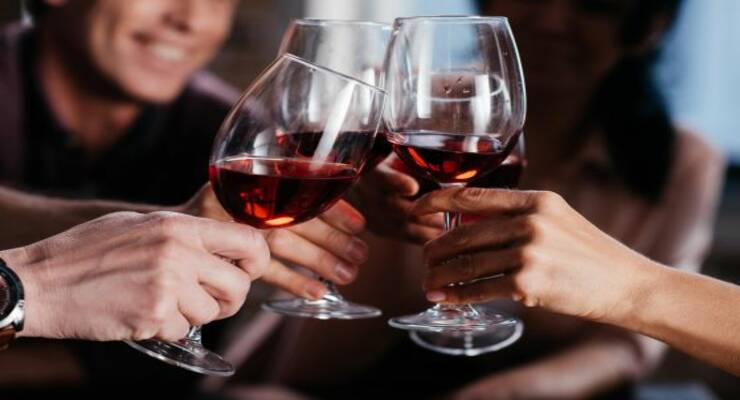 Фото к статье: 4 исследования о пользе алкоголя, которые нас удивили