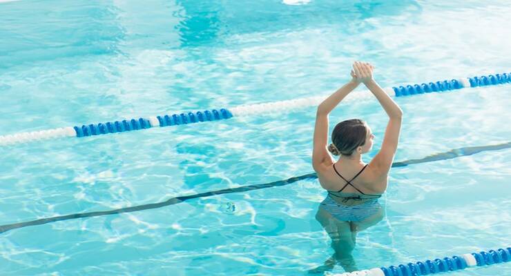 Фото к статье: Помогает ли плавание похудеть
