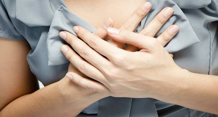 Фото к статье: 5 причин, по которым вы можете ощущать боль в груди