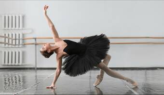 Как улучшить форму ног с помощью балетных упражнений