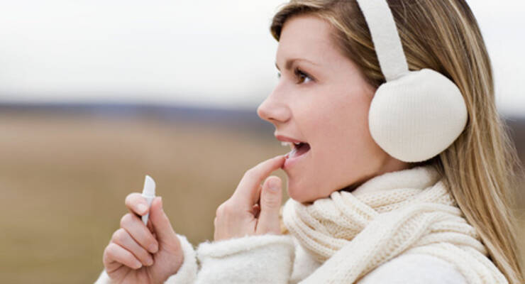 Фото к статье: Как ухаживать за губами зимой
