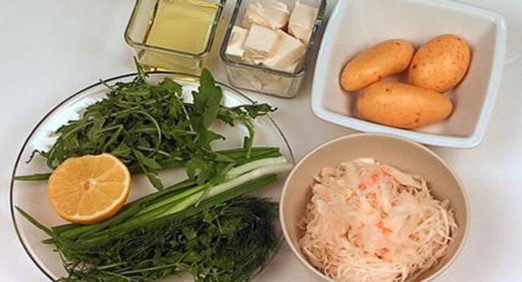Фото к статье: Салат с сыром тофу и печеный картофель