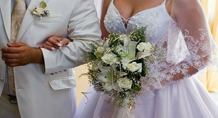 Фото к статье: Как выбрать свадебное платье полной девушке