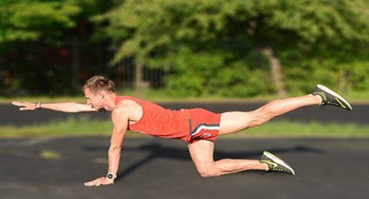 Фото к статье: Тренировка для мужчин: упражнения для ног в стиле Ironman