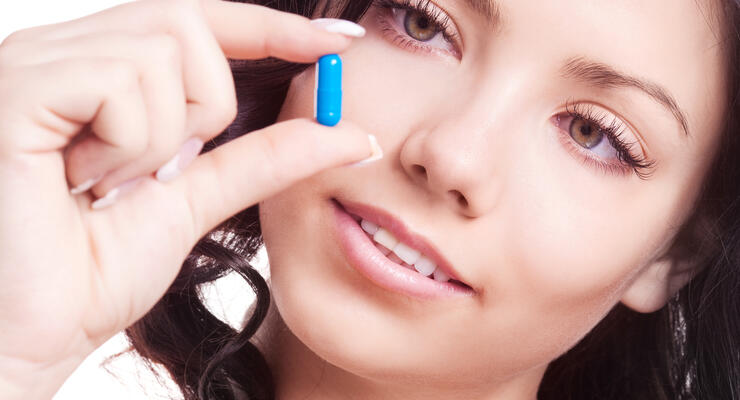 Фото к статье:  Витамины для ногтей, волос и кожи: как выбрать