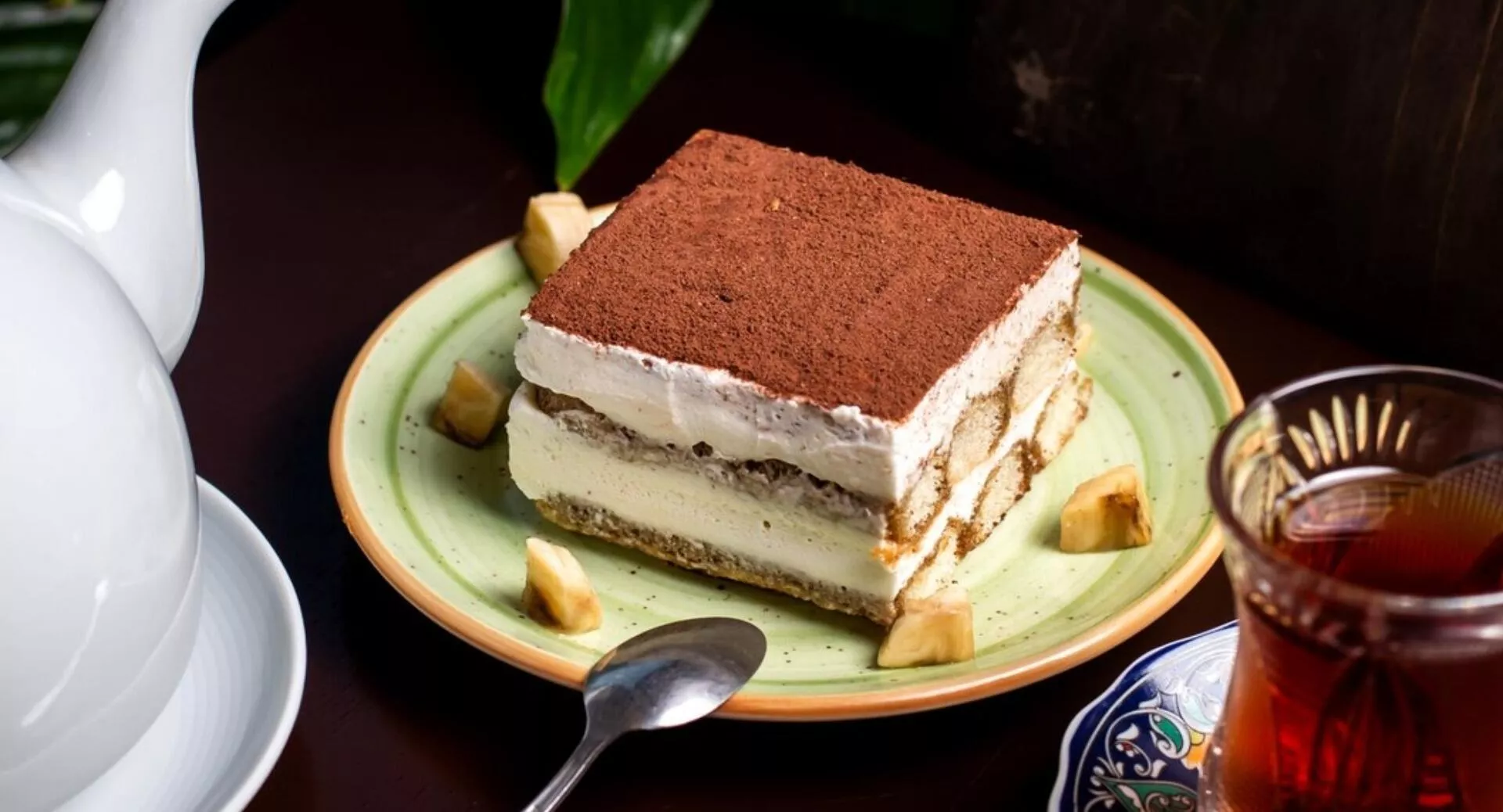Фото к статье: ПП-тирамису: нежный вкус и легкость домашнего десерта без лишних калорий (рецепты)