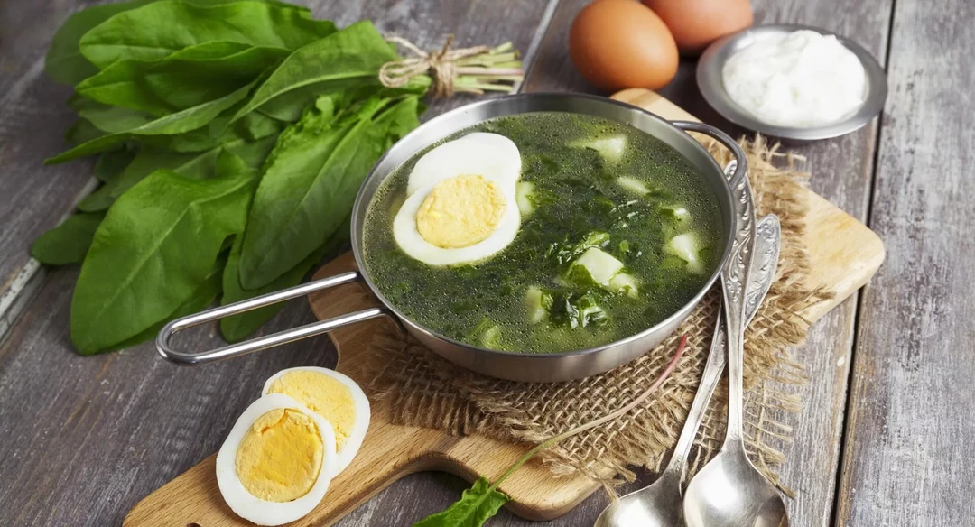 Не только суп: 10 небанальных блюд со щавелем